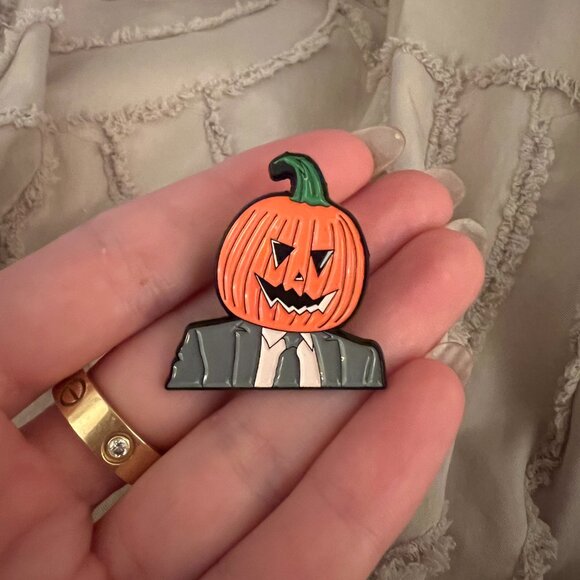 🧷BUNDLE OF 6 - THE OFFICE Themed Enamel Pins - Television, Pop Culture, Y2K - Picture 9 of 14